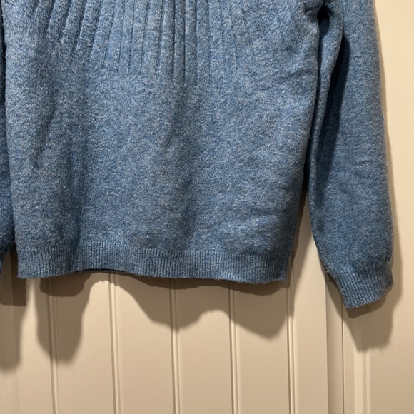 Loft blue crewneck - Picture 5 of 5